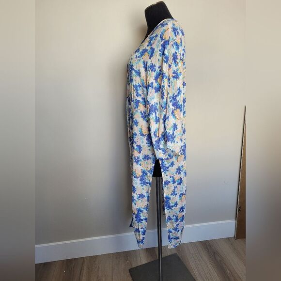 Sadie & Sage Kimono Blue Floral Swiss Dot Open Front Side Slit Fairy Boho Medium - Picture 3 of 9